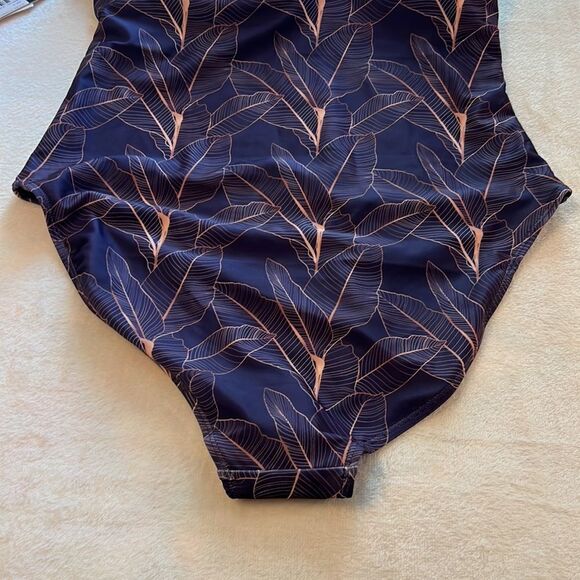 NWT Nicole Miller Purple with Gold Tropical Floral Print One Piece Swimsuit 1X - Picture 10 of 14